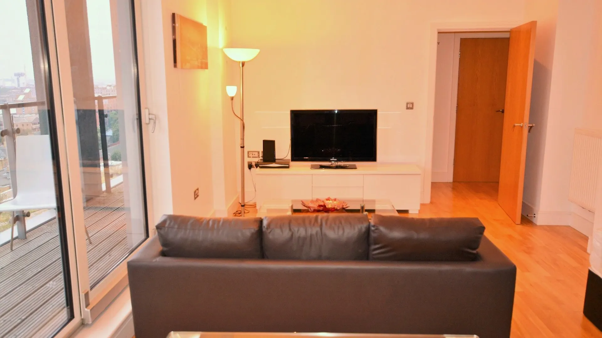 Zen Apartments - London City Airport 0*,