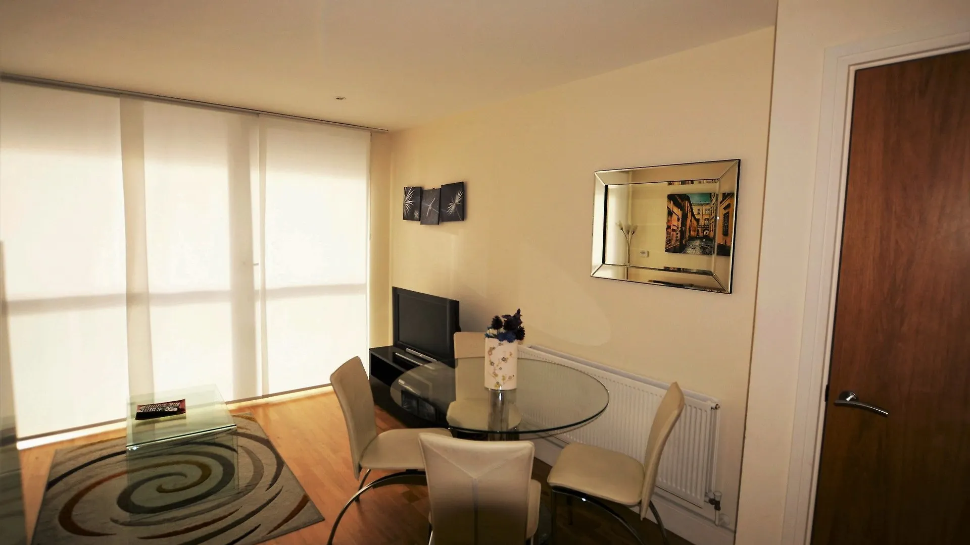Zen Apartments - London City Airport