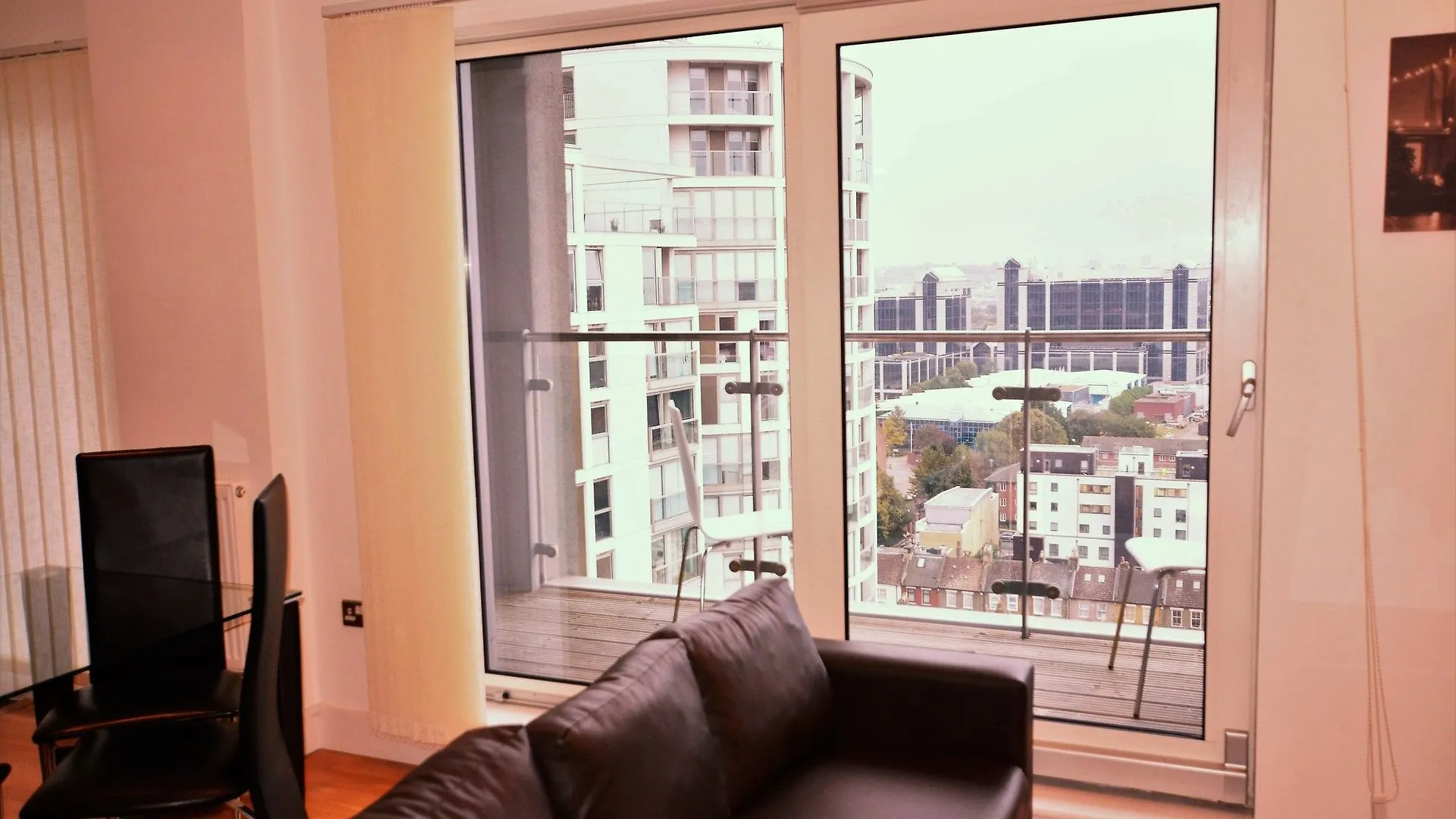 Zen Apartments - London City Airport