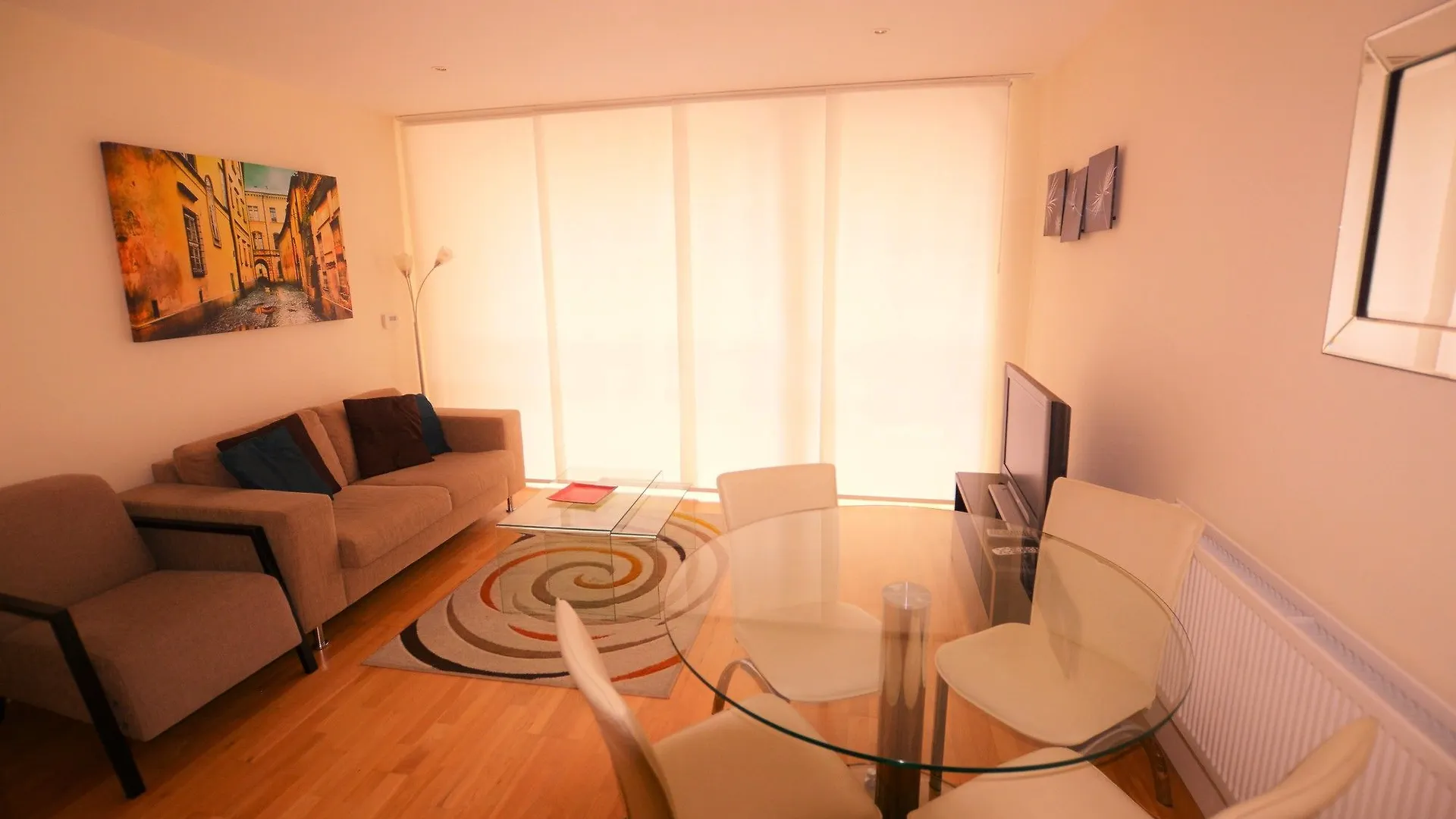 Zen Apartments - London City Airport