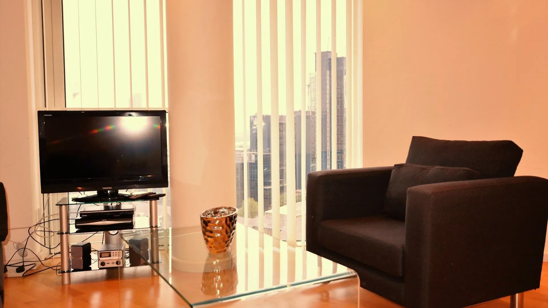 Zen Apartments - London City Airport
