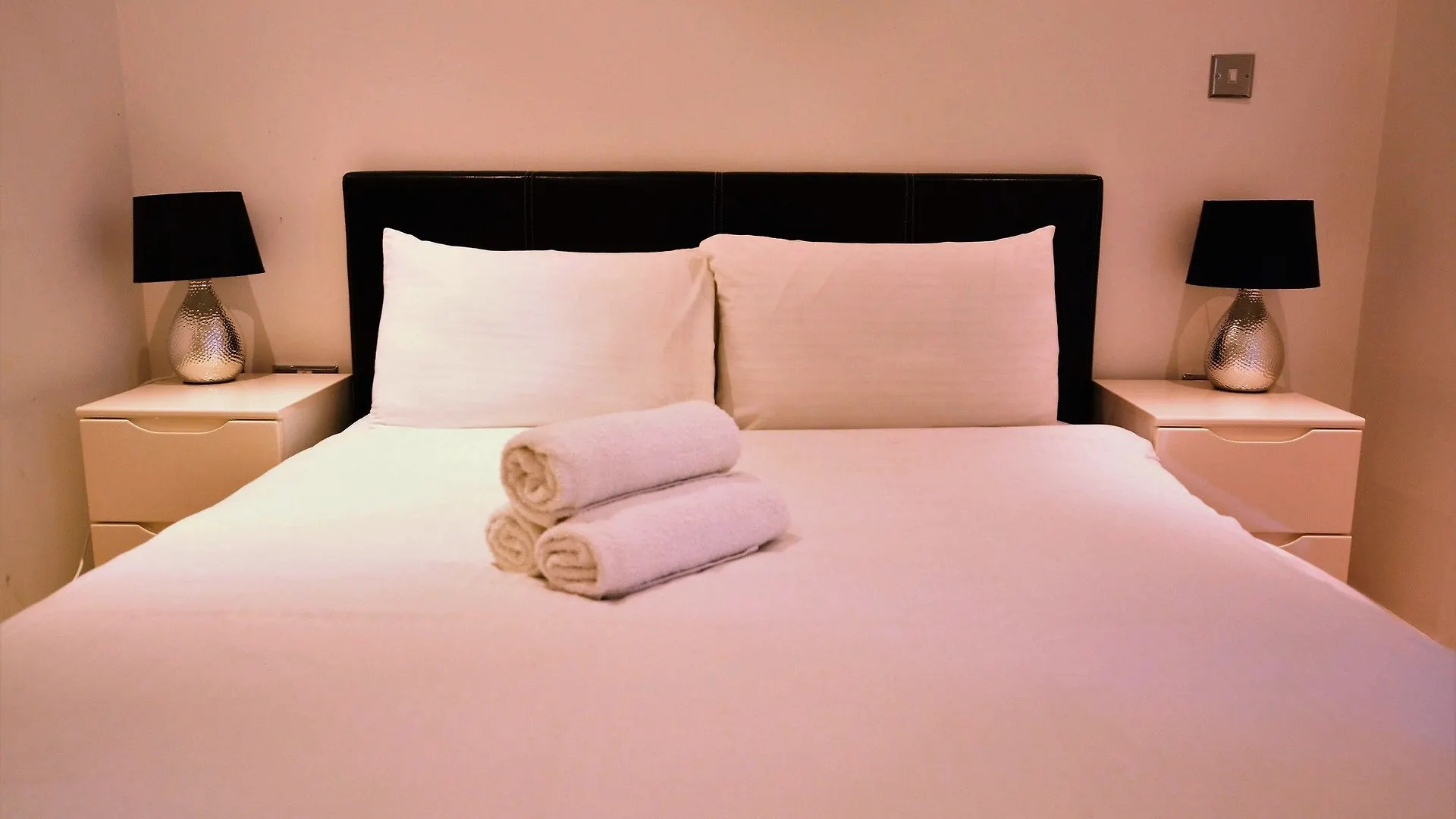Zen Apartments - London City Airport