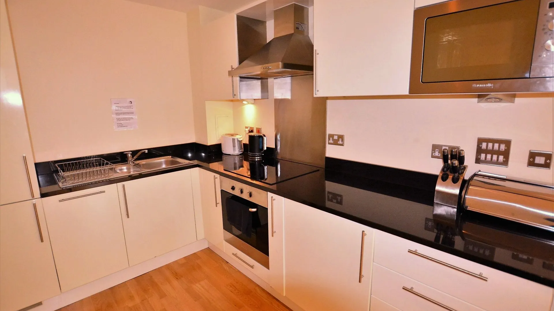 Zen Apartments - London City Airport 0*,  United Kingdom