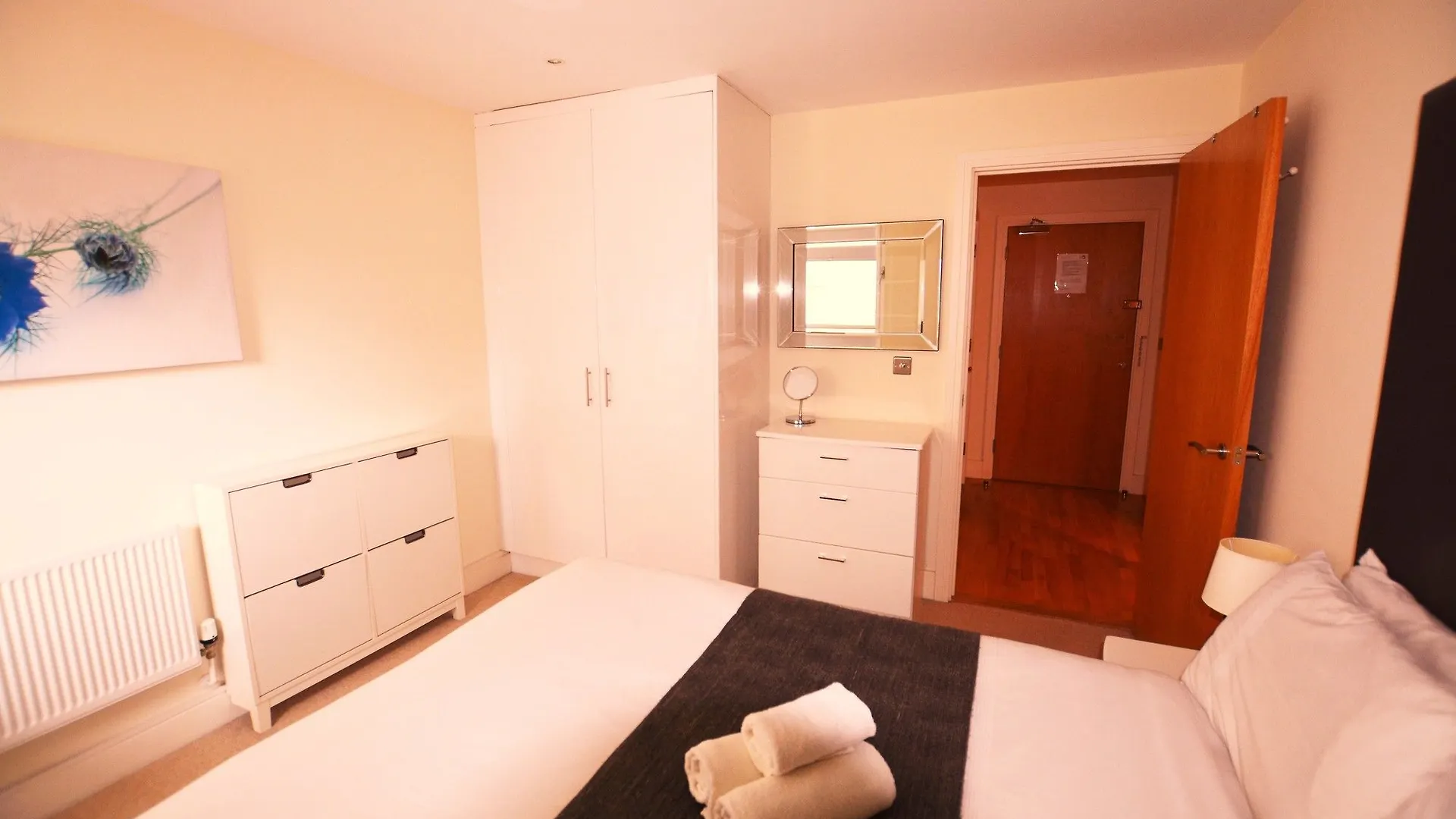 Zen Apartments - London City Airport